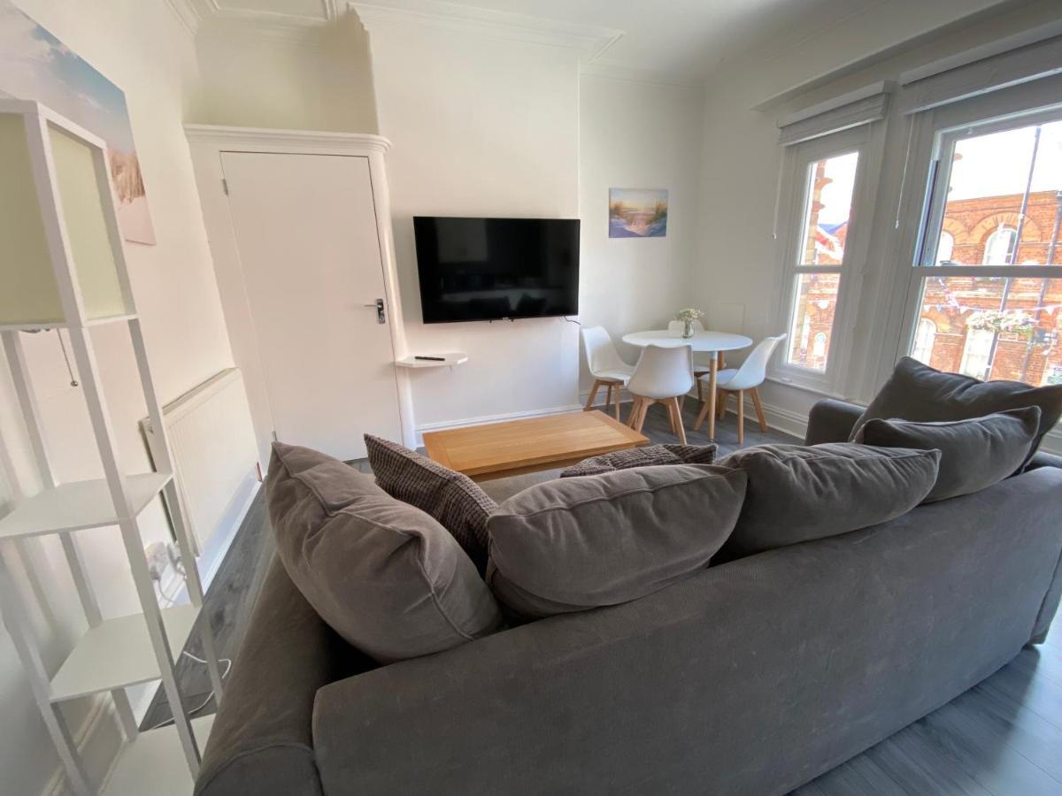 Lovely 2 Bedroom Apartment Near Hornsea Beach - The Lookout ภายนอก รูปภาพ